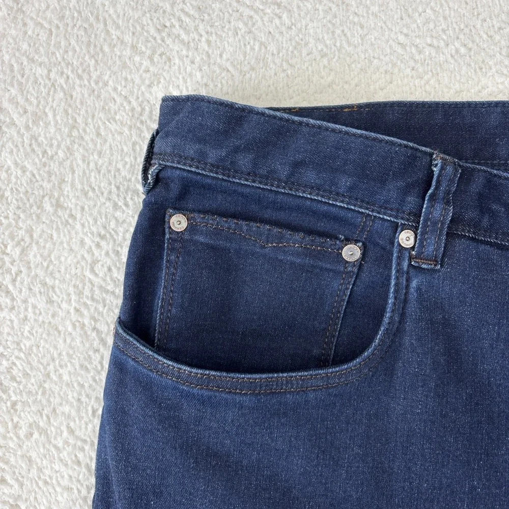 TOMMY BAHAMA 'Boracay' Mens Jeans 46/32 Dark Blue Stretch Denim Straight Leg